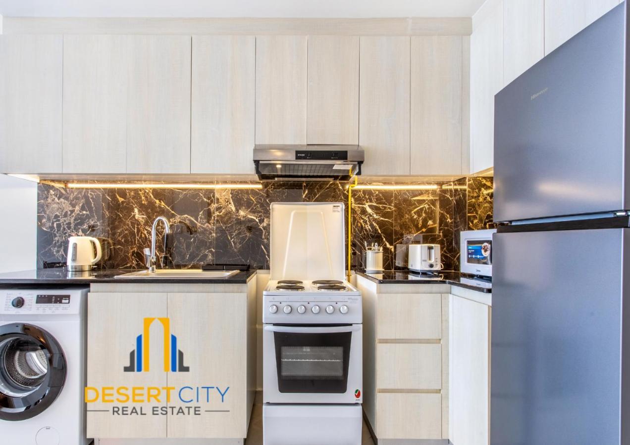 Apartment Fully Furnished One Bed In Al Jadaf, Hosted By Desert *
