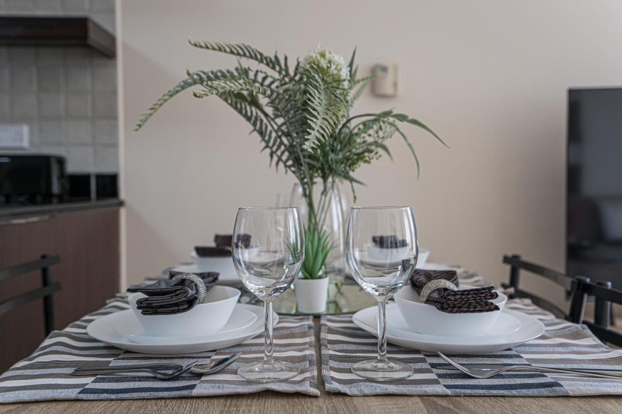 Higuests - Cheerful With Stunning Views In Port Saeed Dubai