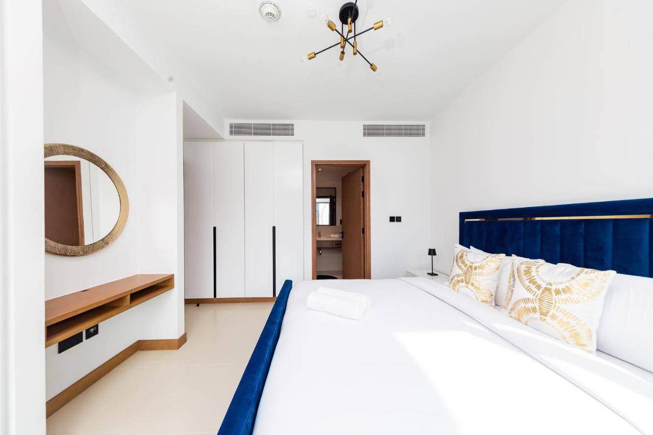 Brand-new 1 Bedroom With Full Marina View Dubai