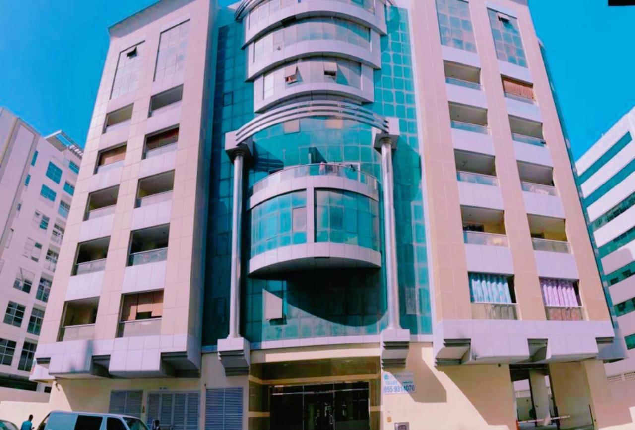 Al Raea Hostels Near Adcb Metro Station Hostel
