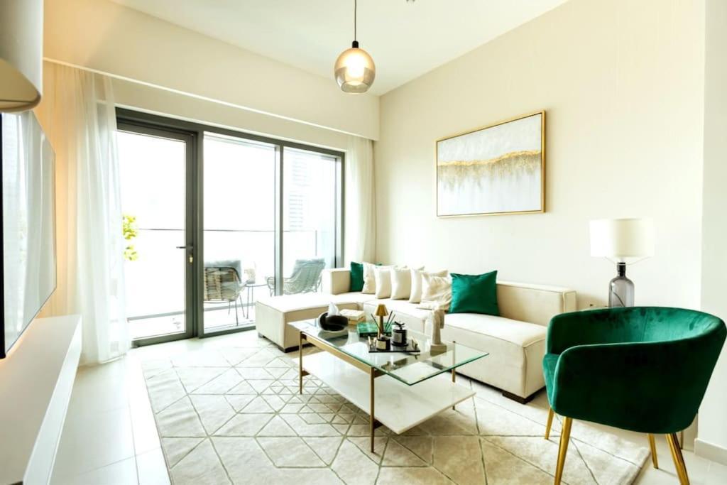 Apartment Luxury 2br High Floor Apt. W/ Burj Khalifa View With Laser Light Show And Dancing Fountain View