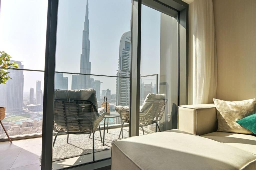 Apartment Luxury 2br High Floor Apt. W/ Burj Khalifa View With Laser Light Show And Dancing Fountain View