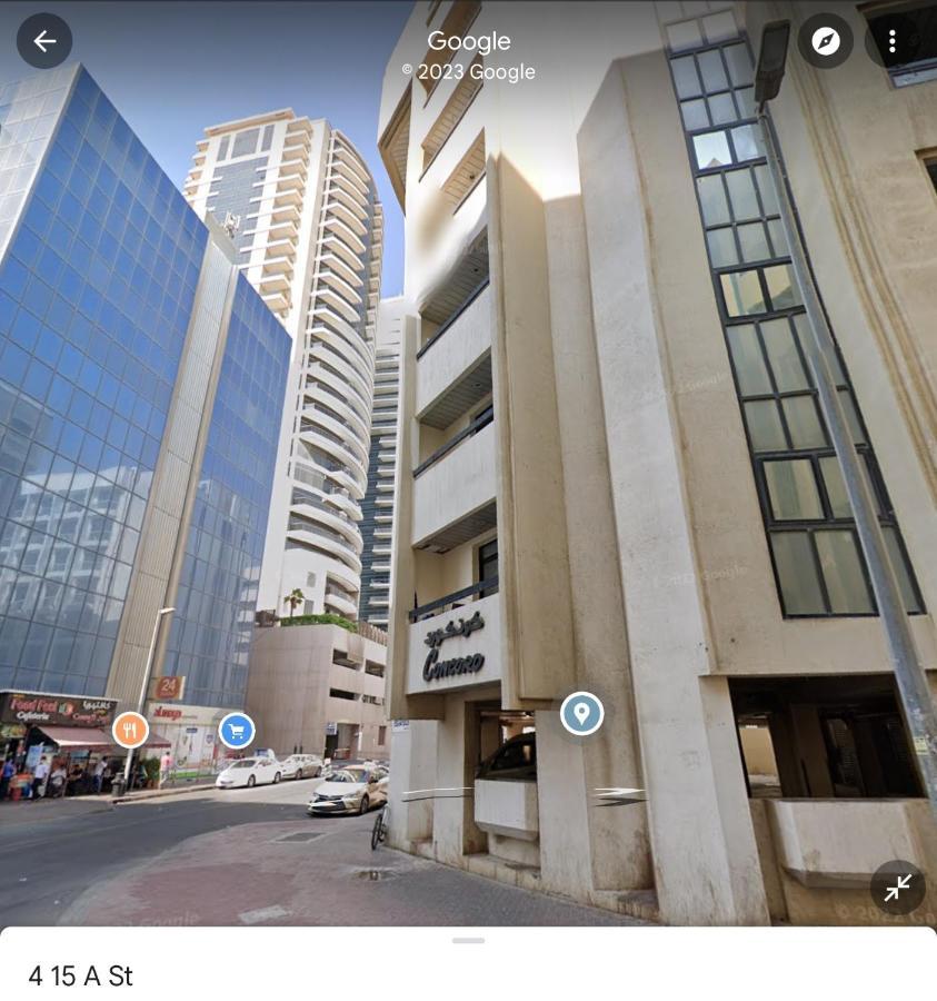 Vacation Near Adcb Metro & Sharaf Dg Metro Stations Hostel *
