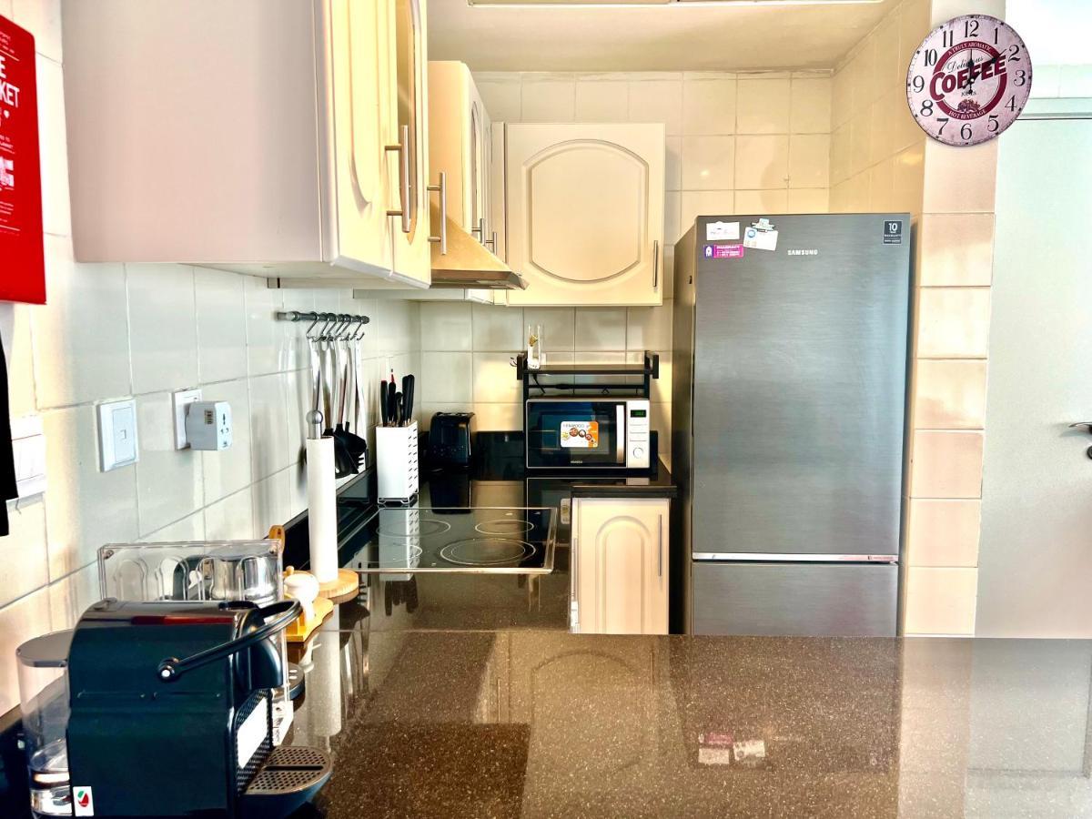 Apartment The Waves 241 Marina Dubai