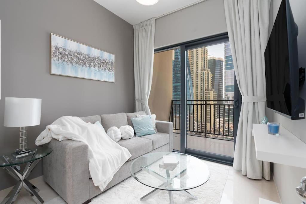 Coastal Bay 1 Bedroom Apartment *
