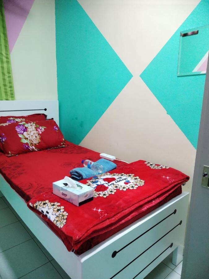 Apartment Sharaf Dg Metro Partition Private - 39 Flat-03# Dubai