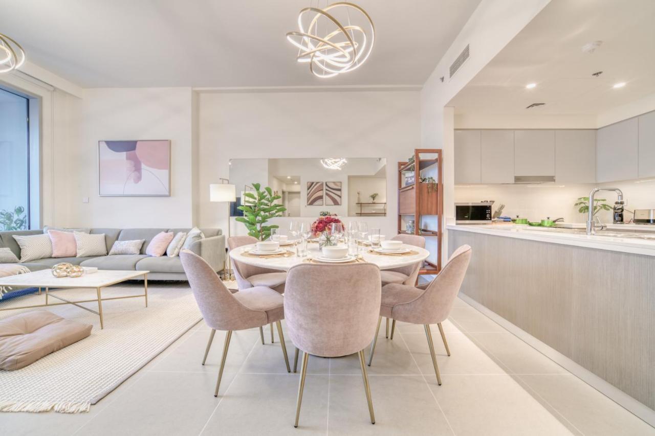 Forte Tower 2, Downtown - Mint Apartment