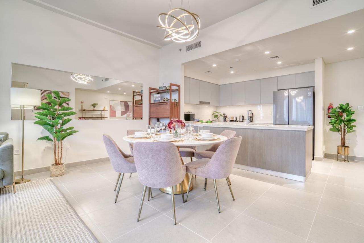 Forte Tower 2, Downtown - Mint Apartment *