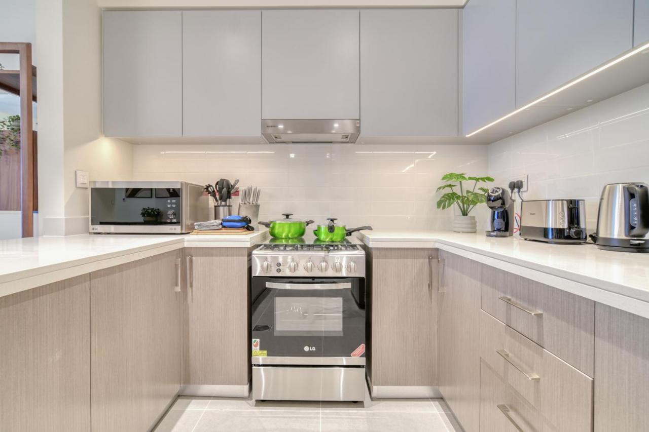 Forte Tower 2, Downtown - Mint Apartment