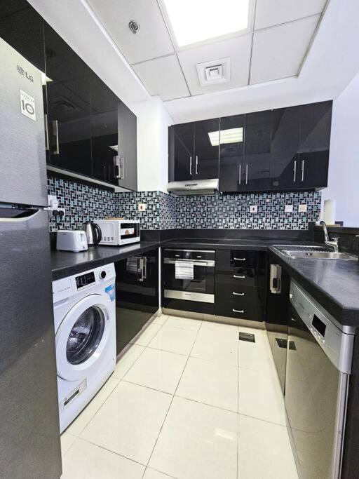 Luxury Botanica 189 Apartment