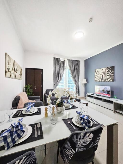Luxury Botanica 189 Apartment