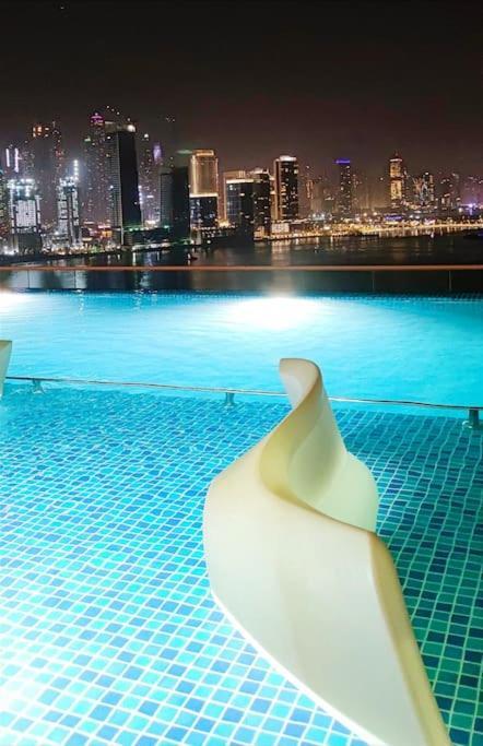 Amazing With Infinity Pool *