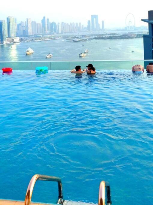 Amazing With Infinity Pool Dubai