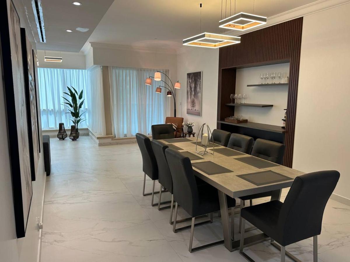 Mesk Tower Marina By Golden Casa * Dubai