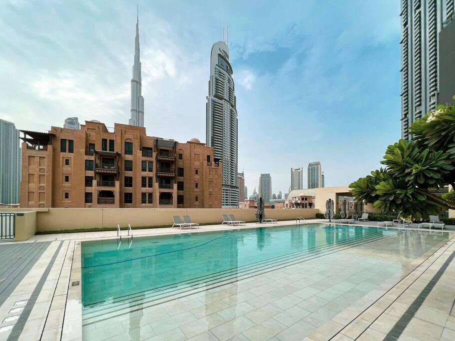Apartment Burj Roayle-magical Burj & Fountain Sky Views 3+ 1 Bedroom Dubai