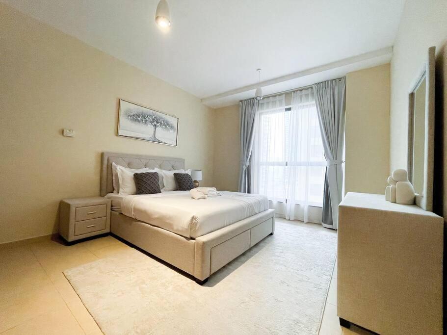 Spacious 4br In Jbr Next To The Apartment *