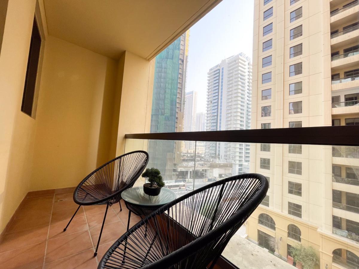 Spacious 4br In Jbr Next To The Dubai