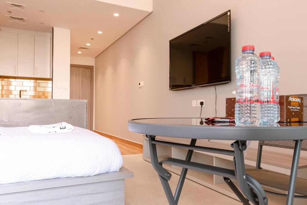 Compact In Dubailand V Tower - Ezytrac Apartment