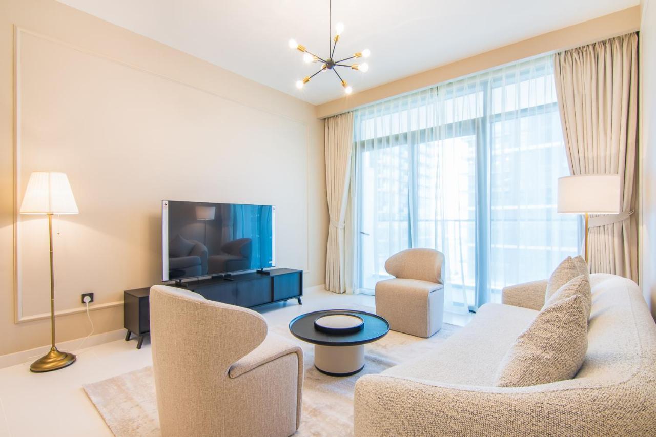 Elegant 1br With Private Marina Vista