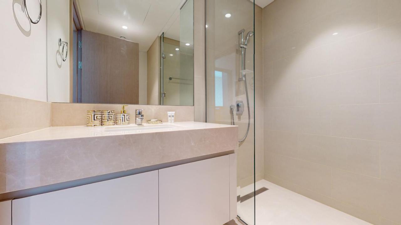 Primestay - Act One Act Two 2br, Downtown