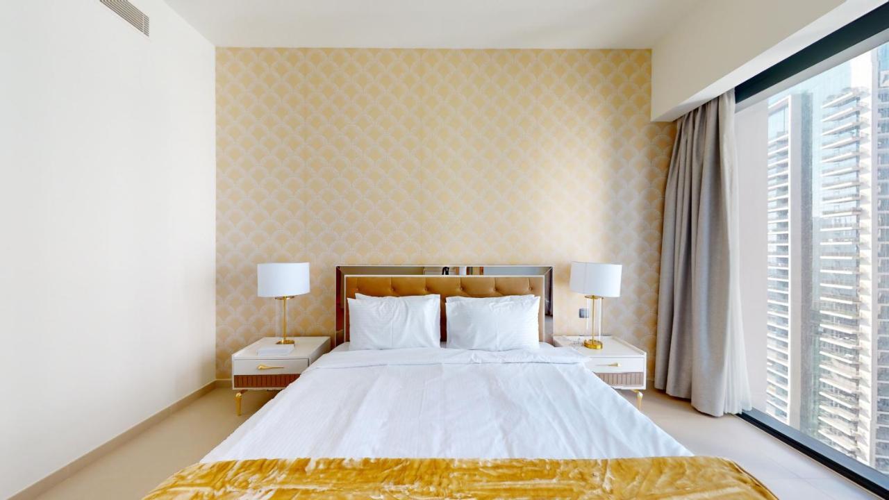 Primestay - Act One Act Two 2br, Downtown * Dubai