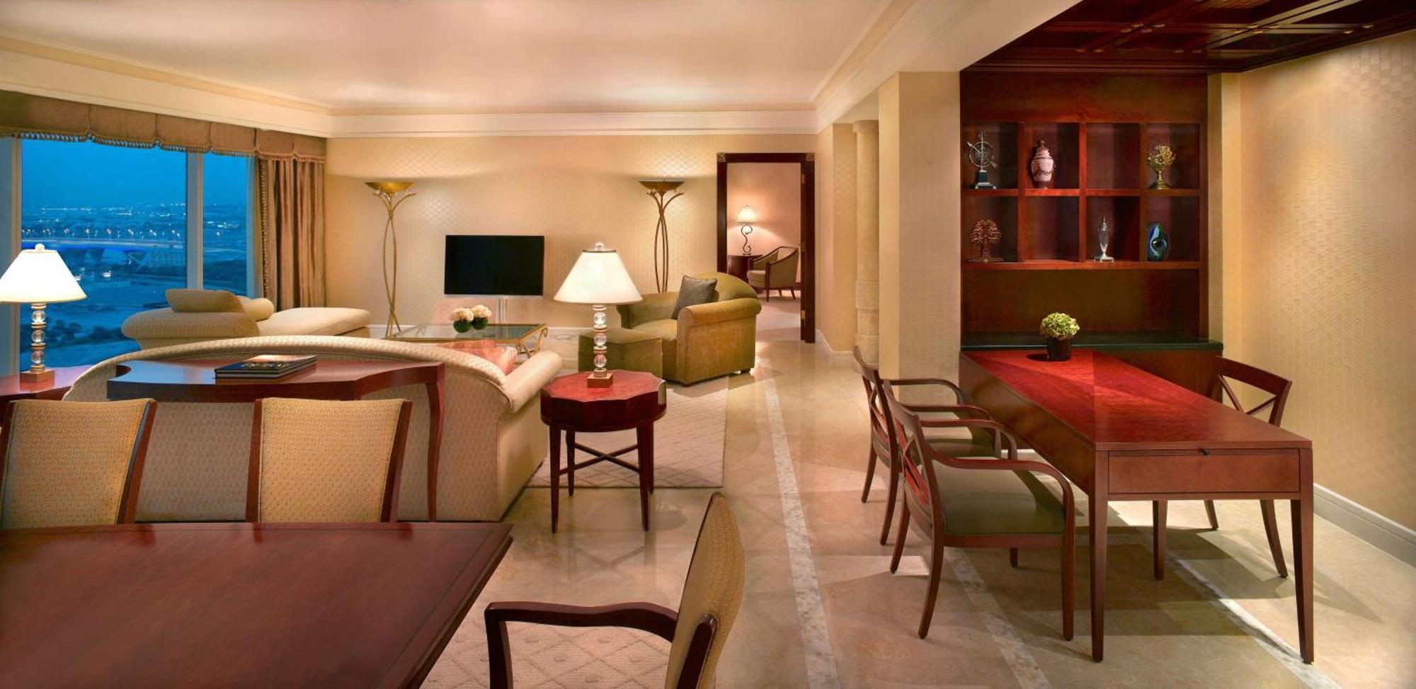 Grand Hyatt 5*