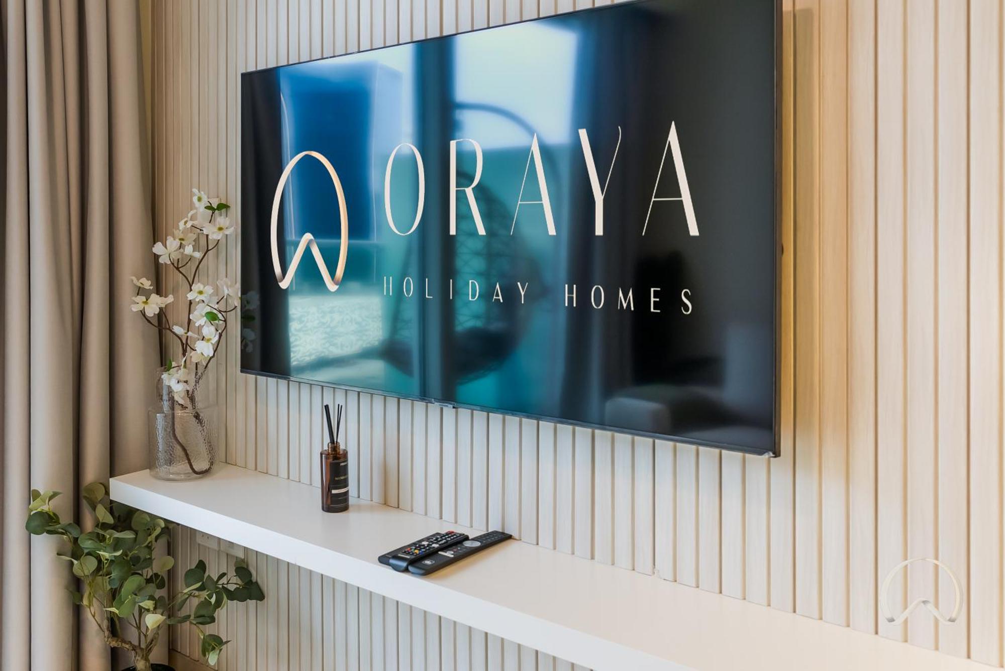 Oraya - Canal-side Comfort Close Burj Khalifa & Mall Apartment Dubai