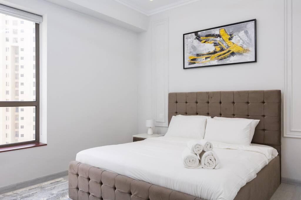 Stylish 3bdr In Rimal 2 Jbr Apartment *