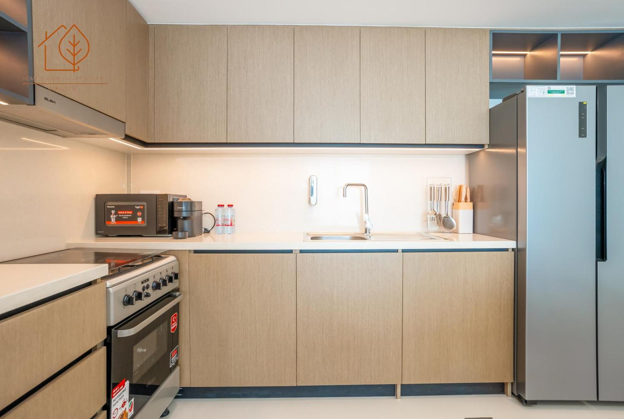 Floor 2-bedroom With Views 179bc-2 *