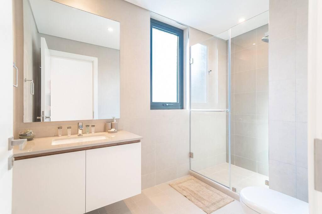 Luxurious 3 Bedroom With Maid In Arabian Ranches 2