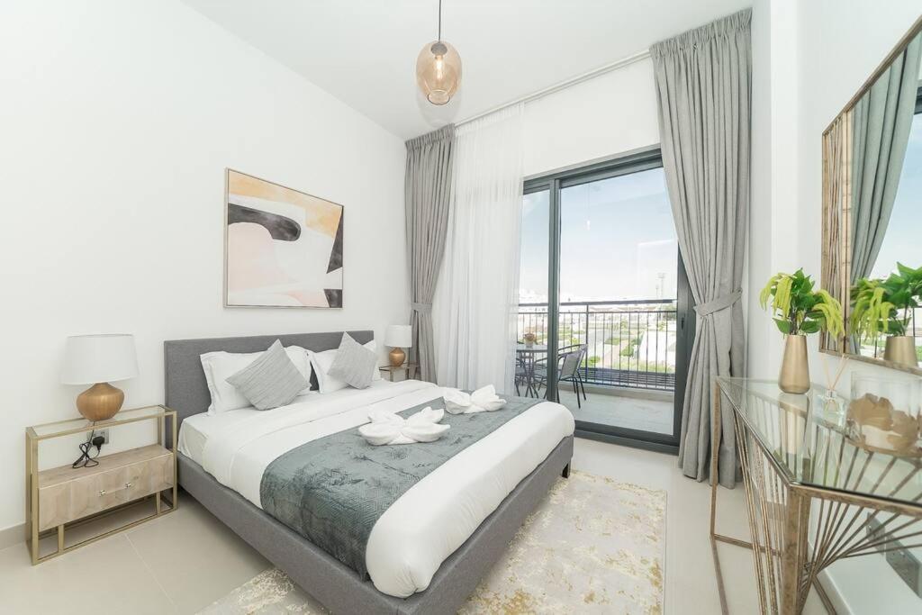Luxurious 3 Bedroom With Maid In Arabian Ranches 2 *