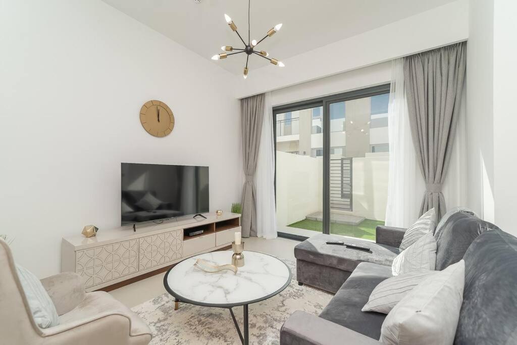 Luxurious 3 Bedroom With Maid In Arabian Ranches 2 Dubai