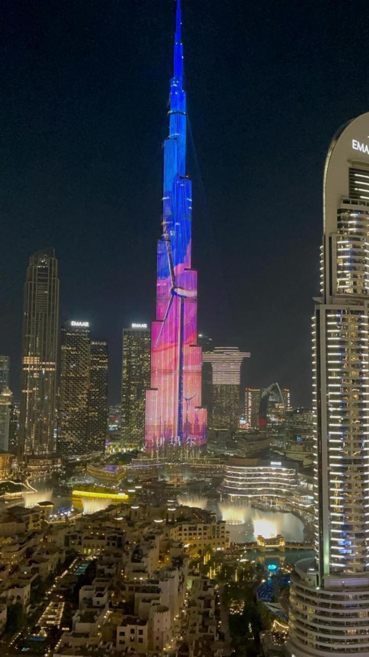 Luxury 2br High Floor Apt. W/ Burj Khalifa View With Laser Light Show And Dancing Fountain View