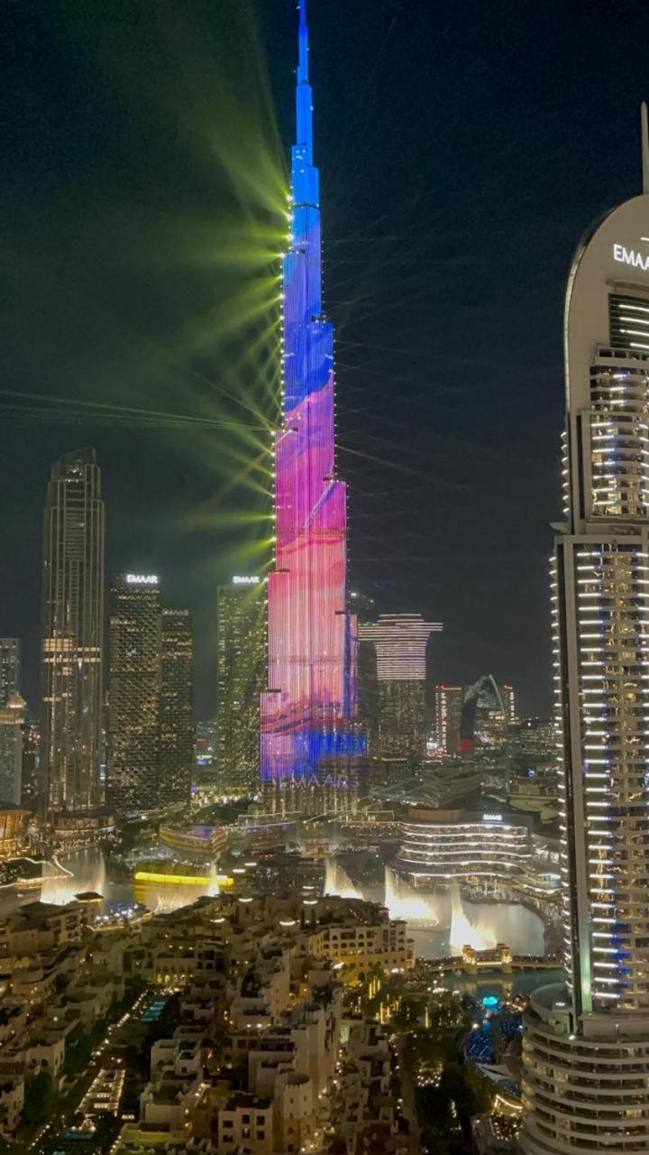 Luxury 2br High Floor Apt. W/ Burj Khalifa View With Laser Light Show And Dancing Fountain View