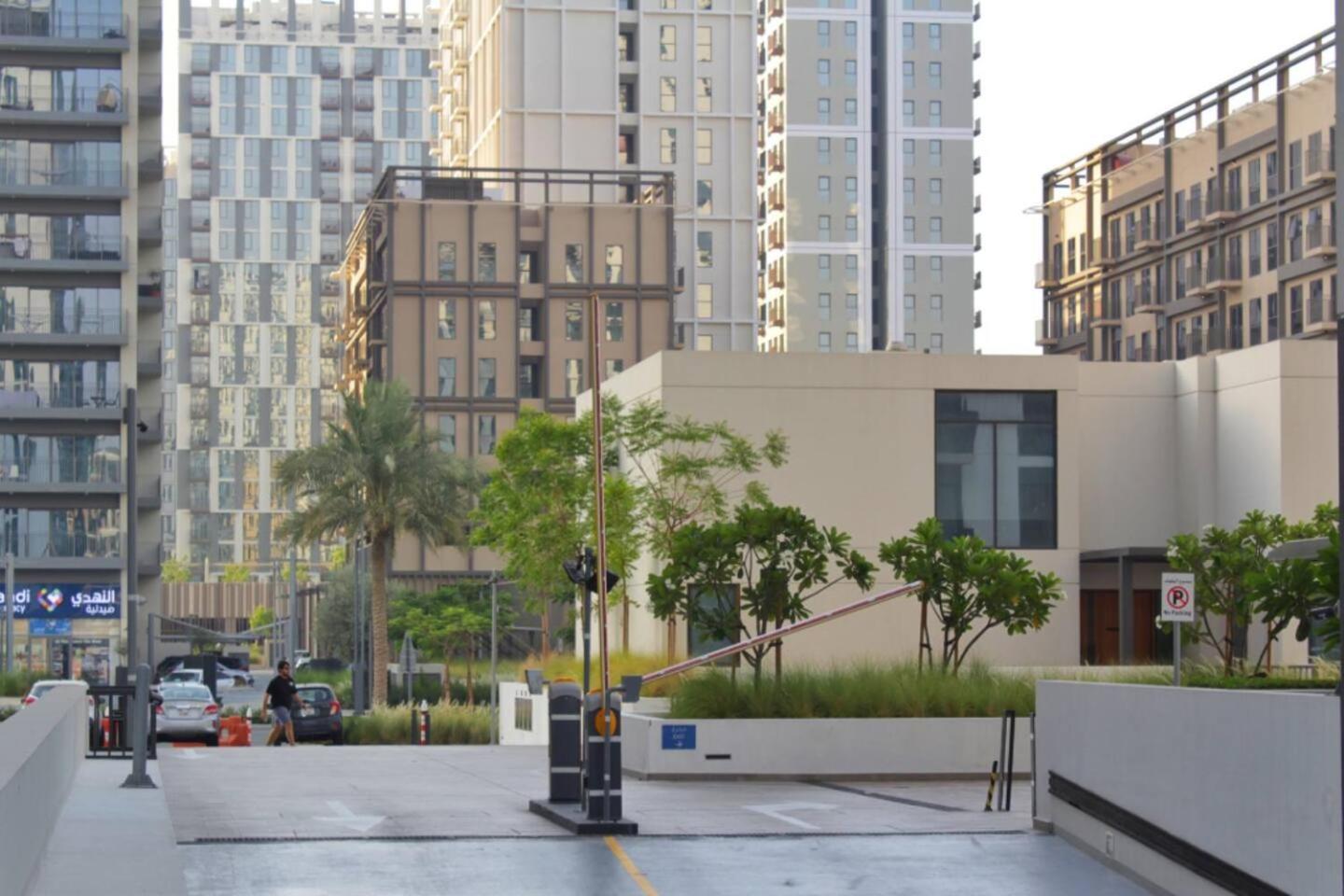 Luxury 2br In Hills With Full Park View * Dubai