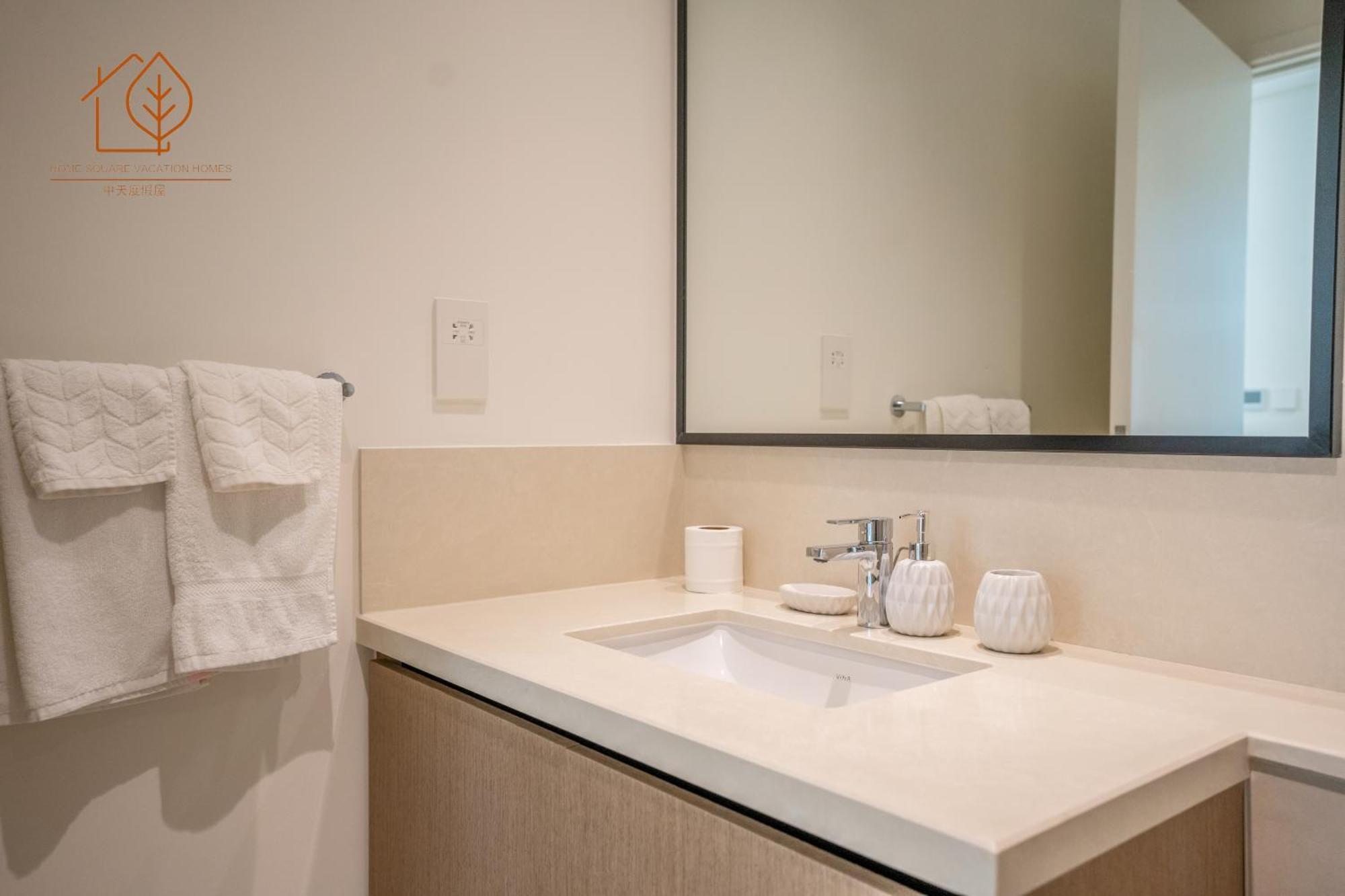 Floor 2-bedroom With Views 179bc-2 *