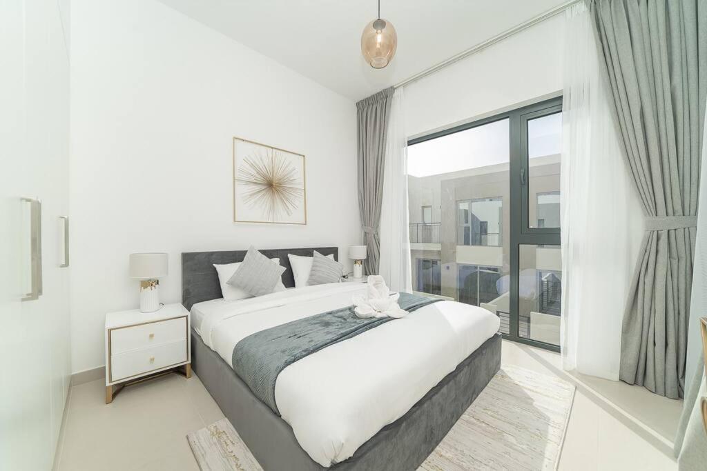 Luxurious 3 Bedroom With Maid In Arabian Ranches 2 Villa