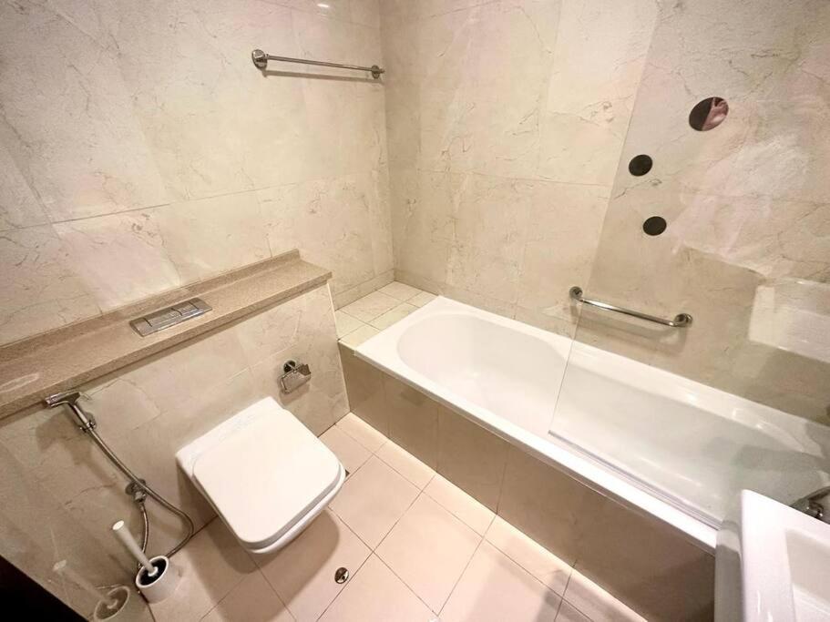 Close To Jbr - Beautiful Apartment Dubai