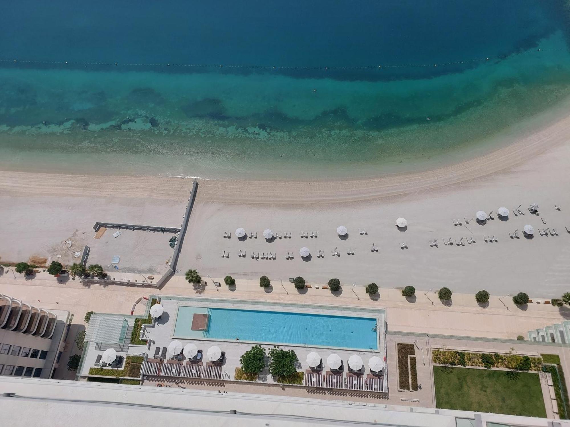 Stunning 2br With Panoramic Sea View In Beachfront - 24ab07 *