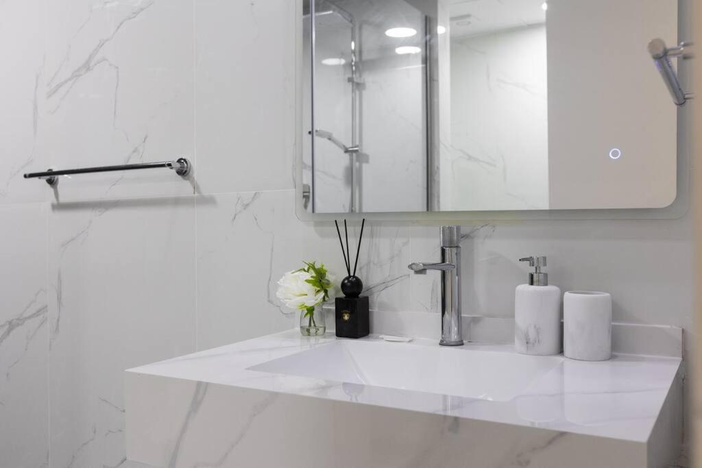 Apartment Stylish 3bdr In Rimal 2 Jbr *