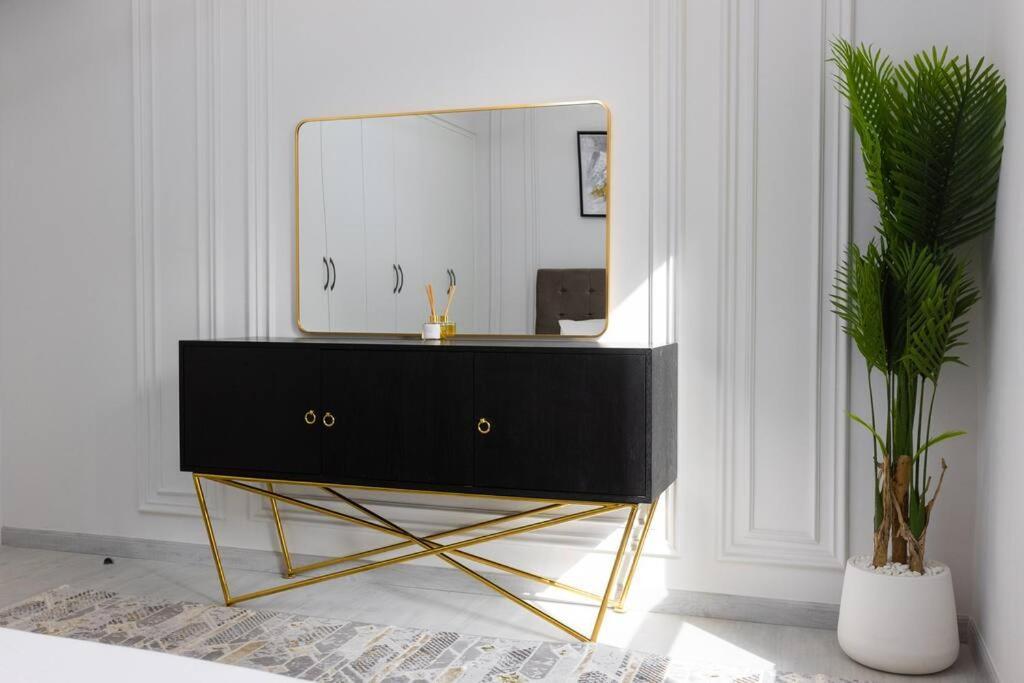 Stylish 3bdr In Rimal 2 Jbr