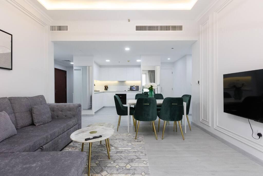 Stylish 3bdr In Rimal 2 Jbr * Dubai