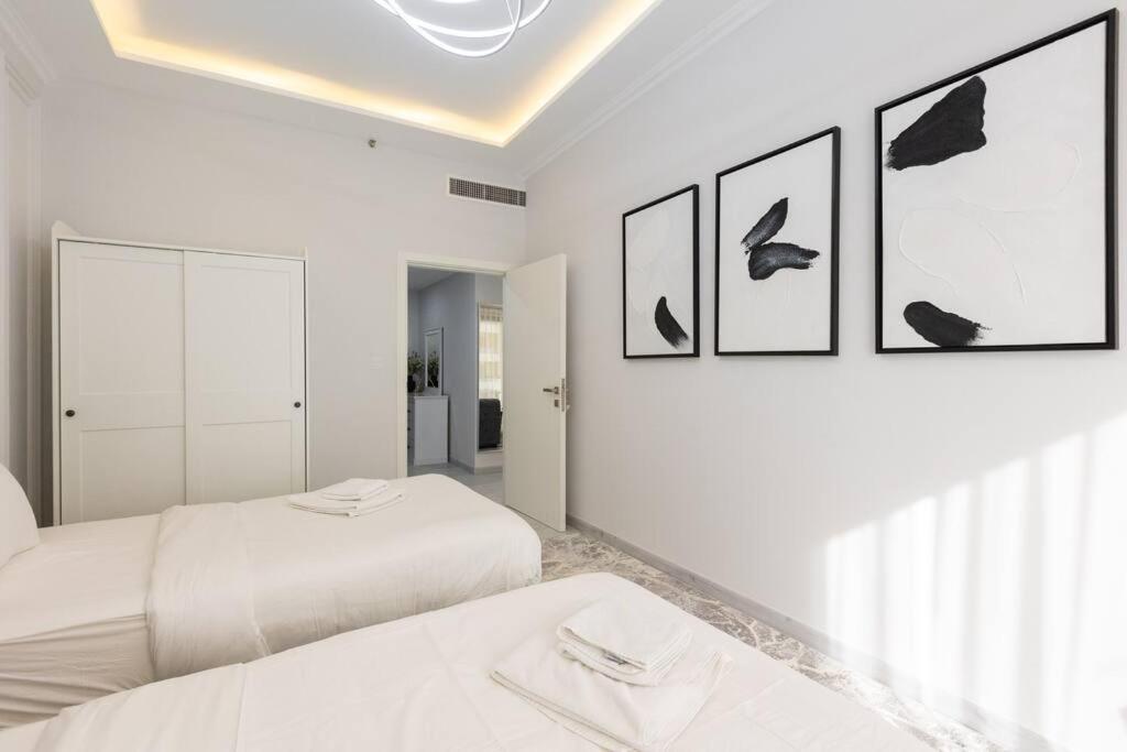 Stylish 3bdr In Rimal 2 Jbr Dubai