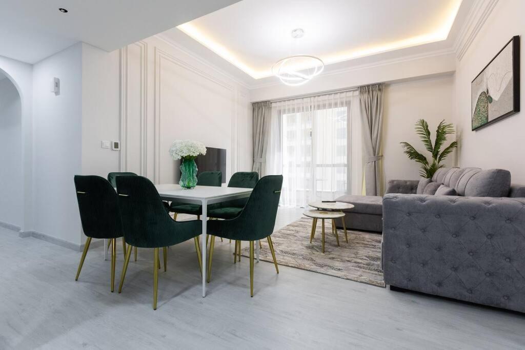 Stylish 3bdr In Rimal 2 Jbr Apartment *