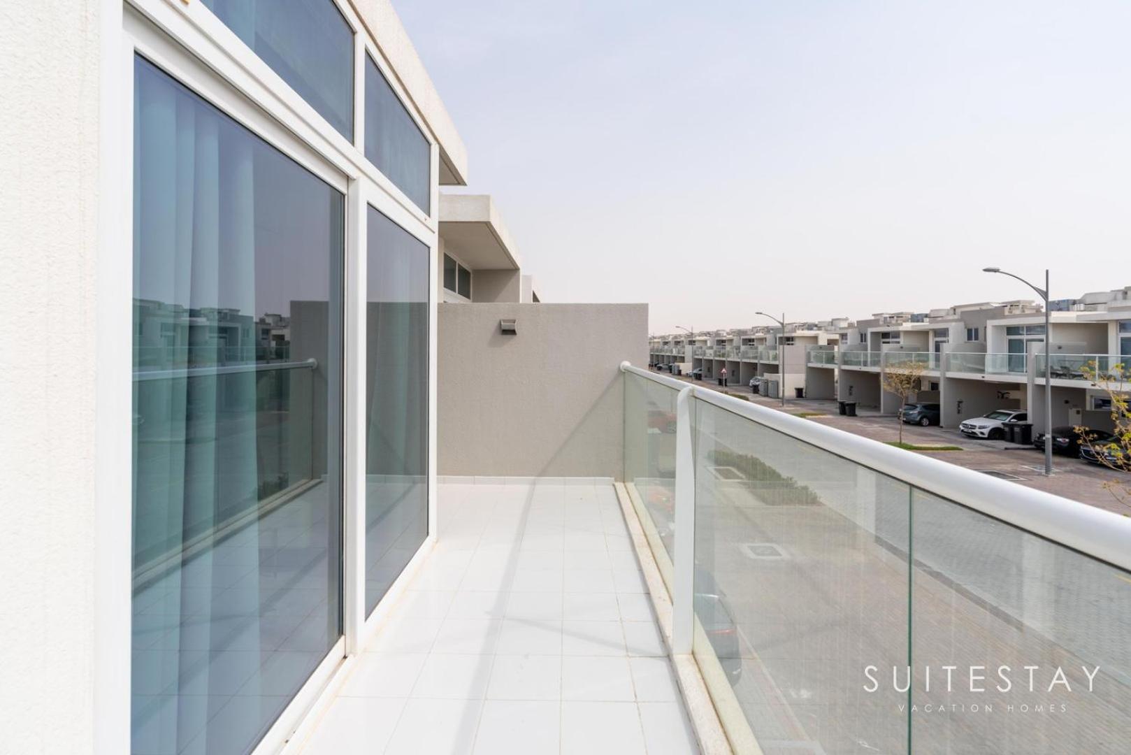 Exceptional 4bed In A Peaceful Community