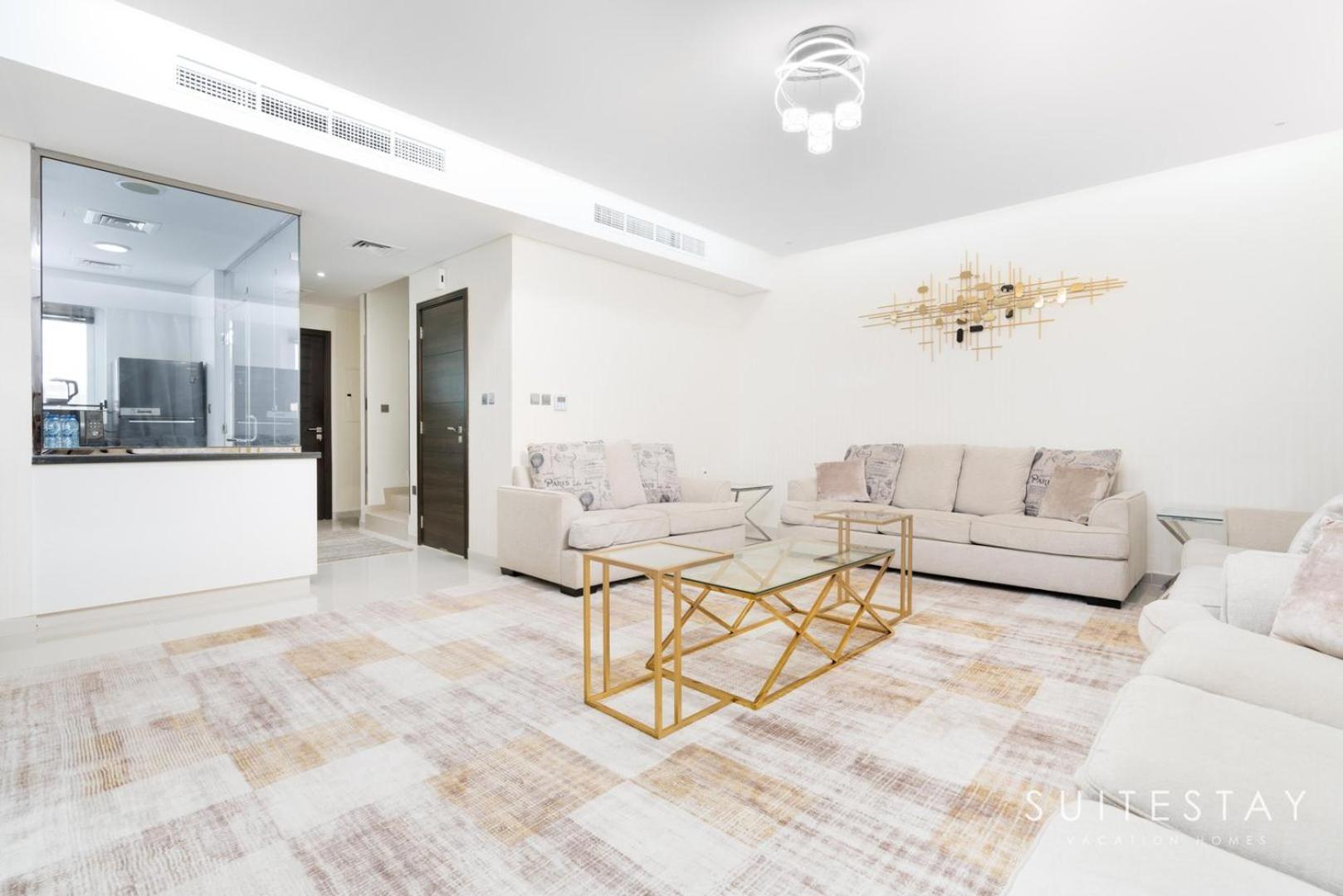 Exceptional 4bed In A Peaceful Community
