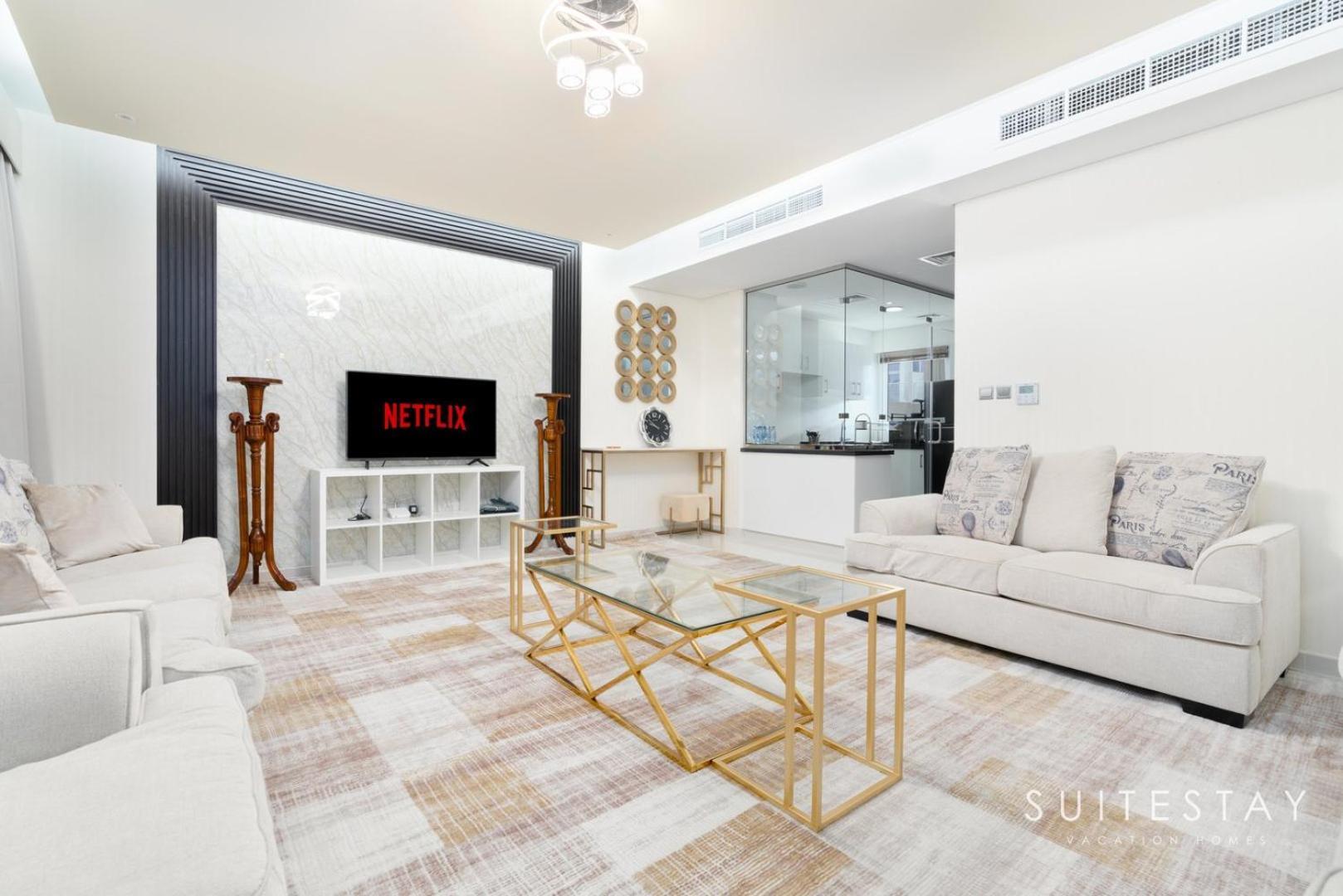 Exceptional 4bed In A Peaceful Community *