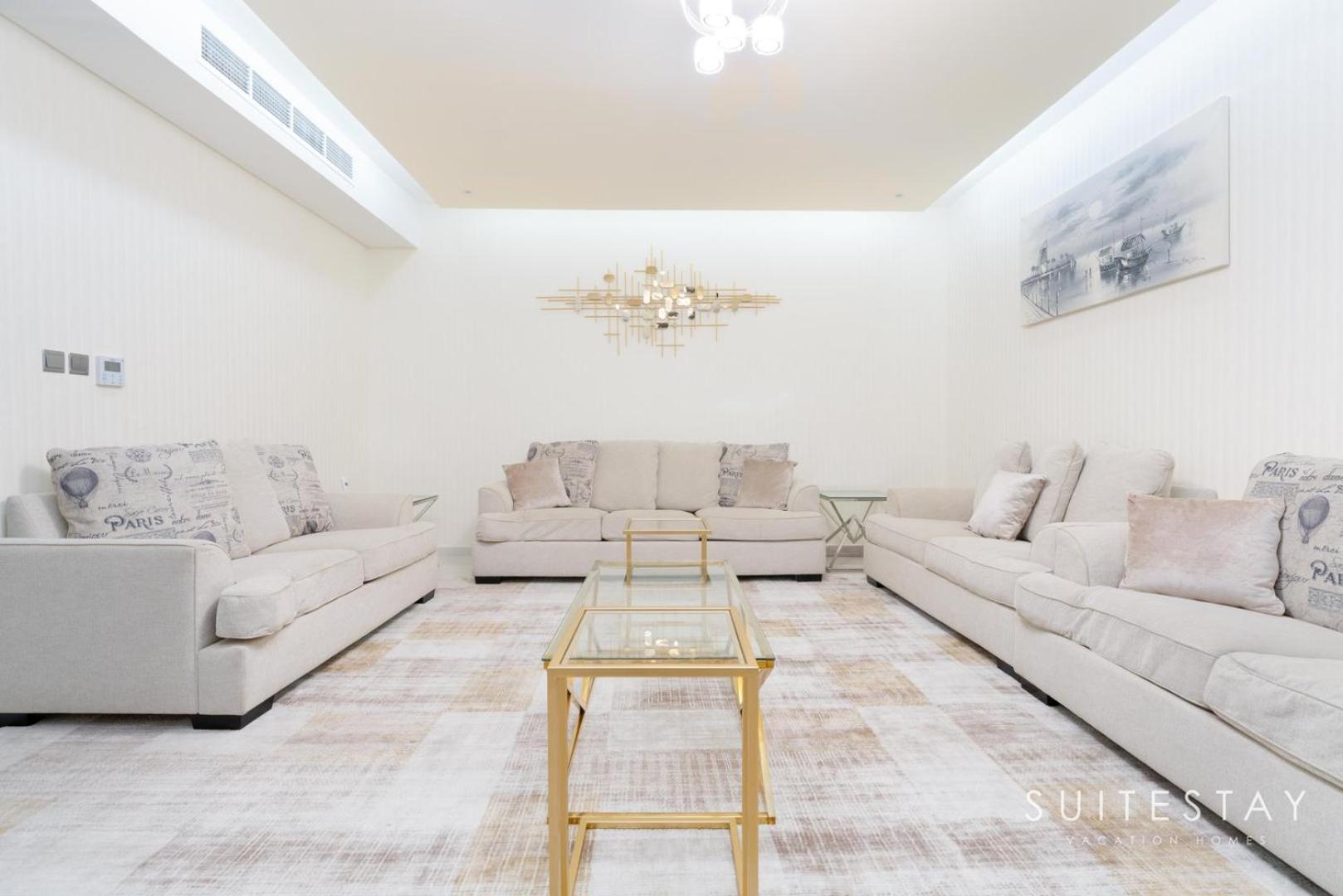 Exceptional 4bed In A Peaceful Community Villa