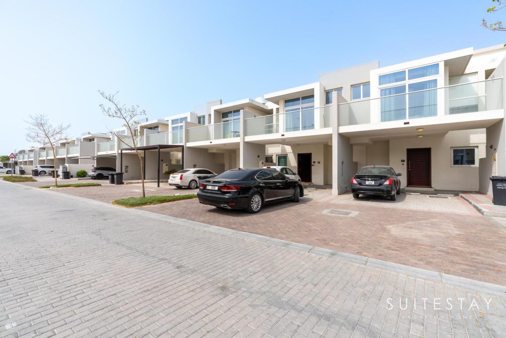 Exceptional 4bed In A Peaceful Community *