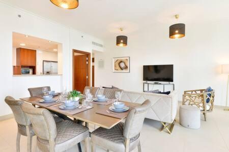 Hospitalityexpert 2br In Downtown, Sleeps 5 Apartment